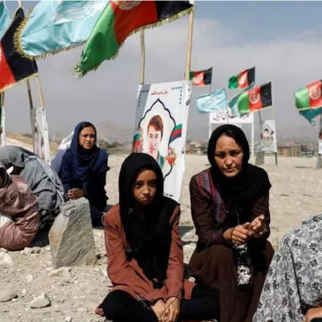 Filippo Grandi (Alto Commissario ONU per i rifugiati) avverte: “Allontanarsi dall’Afghanistan avrà conseguenze disastrose”