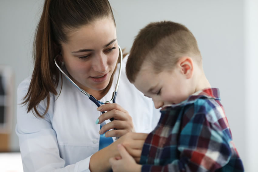 Covid-19 – l’appello dei pediatri: “Vogliamo disposizioni più chiare e basta certificati inutili”