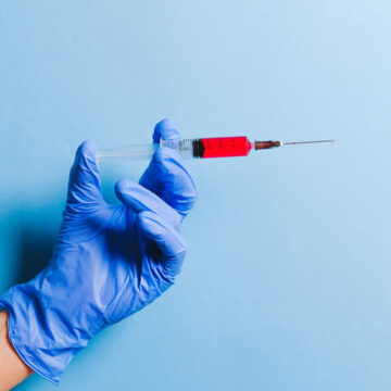 Campagna vaccinale: se non si fa il tampone come si può comprendere se si è già positivi? Misteri…