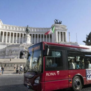 Roma: trasporto pubblico e stato interno degli autobus capitolini