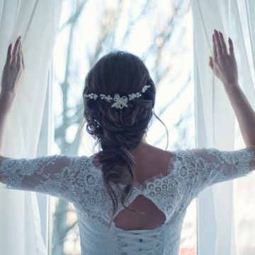 Matrimonio: ora l’abito da sposa si può scegliere sul web e con l’aiuto degli esperti del settore