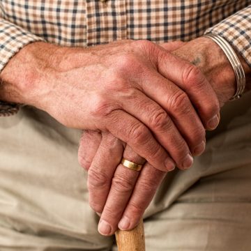 Pandemia e anziani isolati nelle RSA: non Abbandoniamoli!