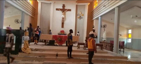 Nigeria: spari in una chiesa. Almeno 50 vittime