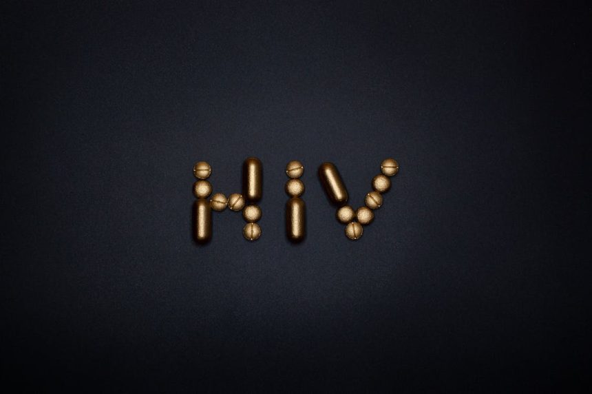Salute – Pazienti sieropositivi: serve potenziare la rete Hiv e la formazione degli operatori sanitari