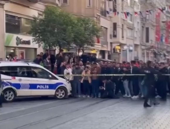 intambul-1 Turchia – Violenta esplosione provoca la morte di 6 persone e 53 feriti