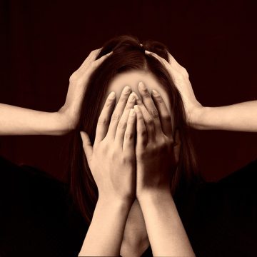 Uno studio rivela le 4 cause principali dell’ansia degli italiani