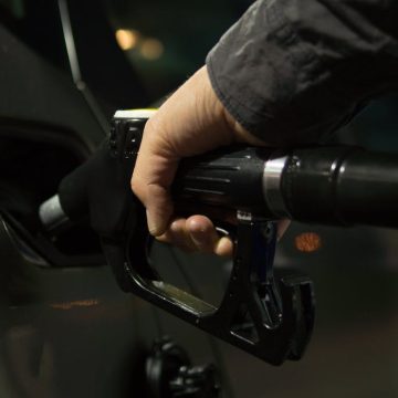 Gasolio e benzina alle stelle: necessarie misure urgenti per tutelare i consumatori