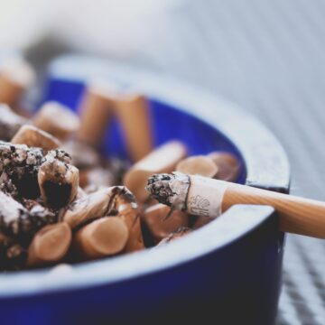 Canada e lotta al tabagismo: avvertenze antifumo su ogni singola sigaretta