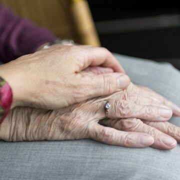 Alzheimer: diagnosi, cura e intervento