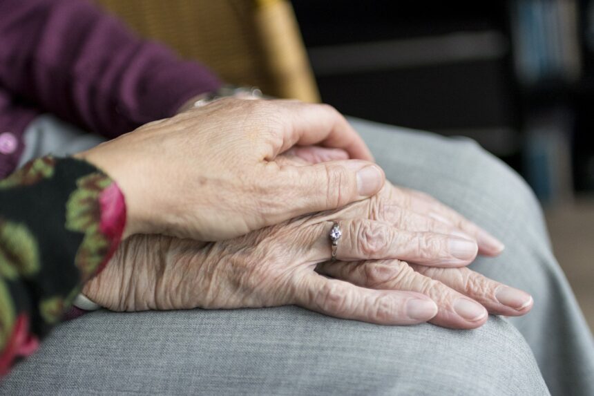 Alzheimer: diagnosi, cura e intervento