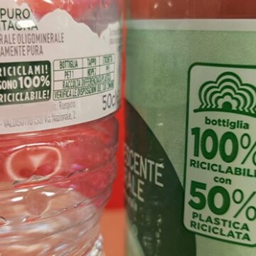 Campagna BEUC riciclato e riciclabile – Bottiglie d’acqua: non sono davvero riciclabili al 100% – Indagine Altroconsumo
