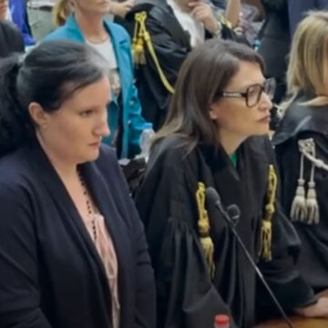 Alessia Pifferi condannata all’ergastolo per aver lasciato morire di stenti la piccola Diana