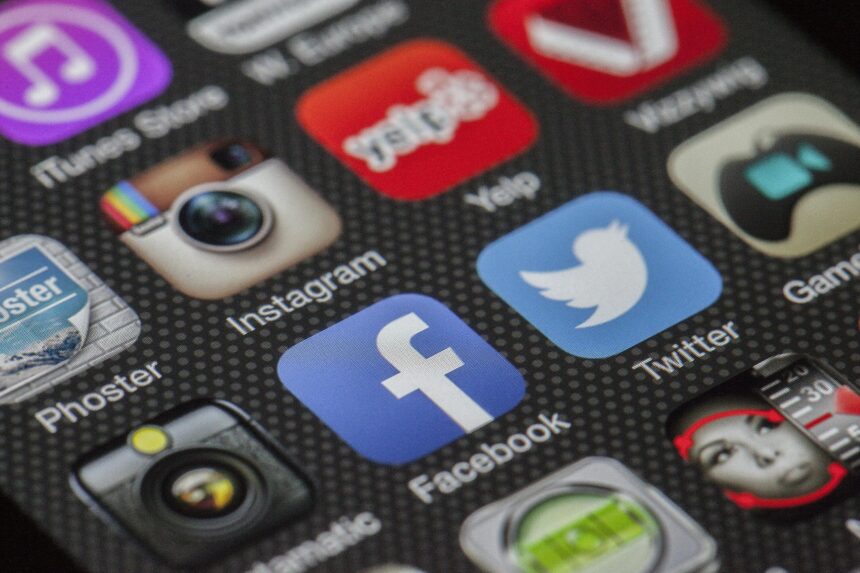 Social network: ecco come reagisce il corpo quando li utilizziamo e cosa accade quando smettiamo di accedere