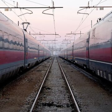 Inchiesta sui treni di Altroconsumo: ritardi su tutta la linea, male l’alta velocità