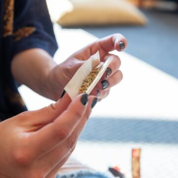 Droghe – cala il consumo di stupefacenti tra i giovani ma aumentano altri fattori di rischio: lo svela un’indagine ESPAD